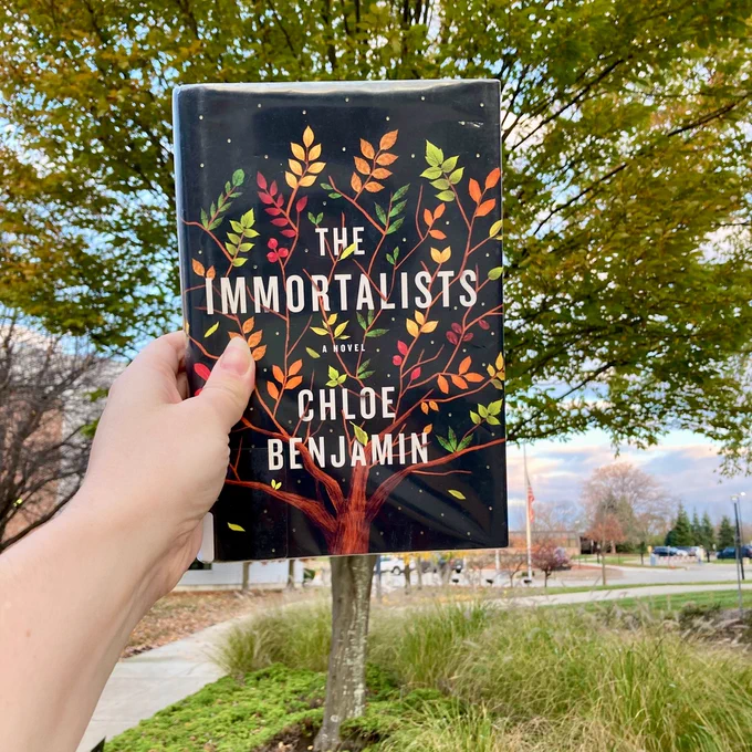 Bookface cover of 'The Immortalists' by Chloe Benjamin
