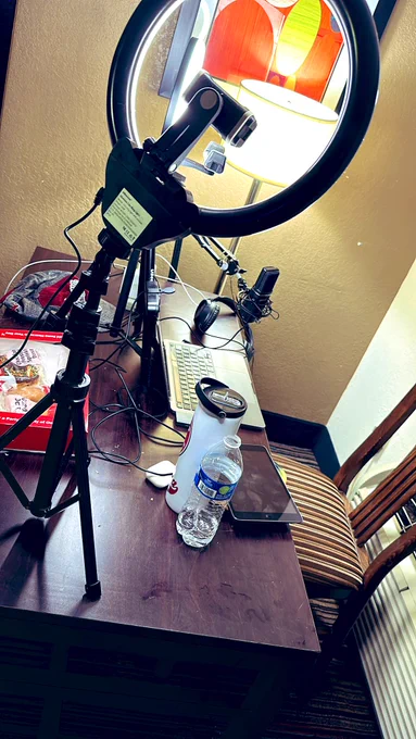 We are in the process of moving , our place isn’t ready and it’s put a bind on us but we really trusting God in this process . During my prayer time today I was able to recommit to my grind remembering how simple it was to just want to setup and create .. I did that tonight in this hotel and it felt great !! Thanks to all my supporters and everyone rooting for Coach Smook !!