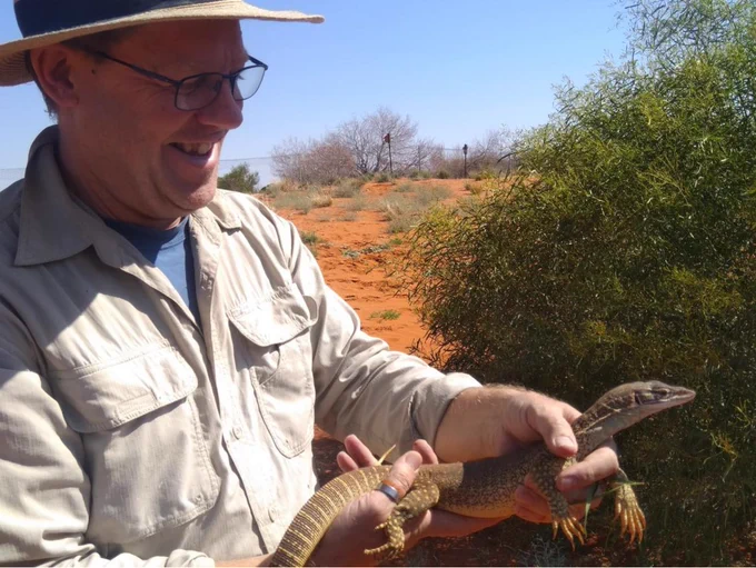 Dr Adam Toomes' submission ‘Long term monitoring of Australian arid ecosystems’ 
