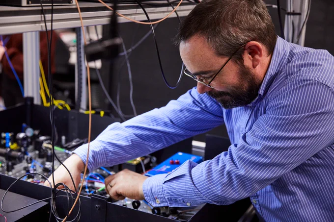 Tristan (our Quantum Sensors Group leader) working in the lab at RAL Space