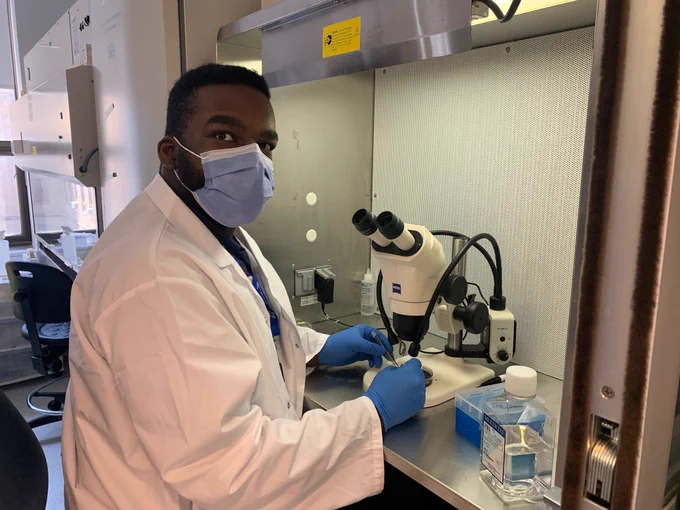Boaz working in the lab