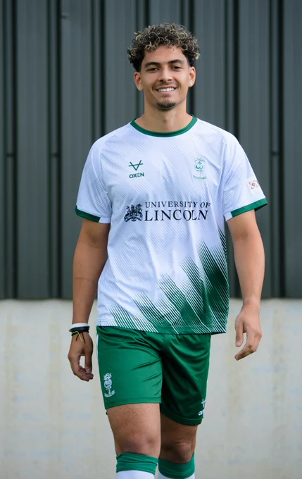 Tyler Walker in City's 23/24 away kit.