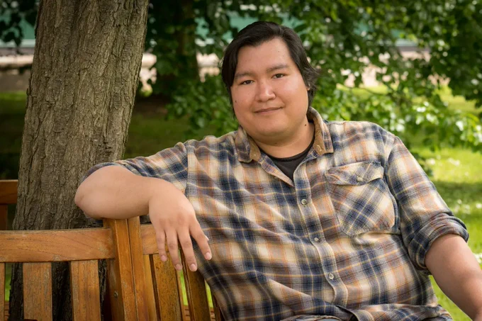 Dr Steven Servin-Gonzalez technician from University of Warwick sat on a bench