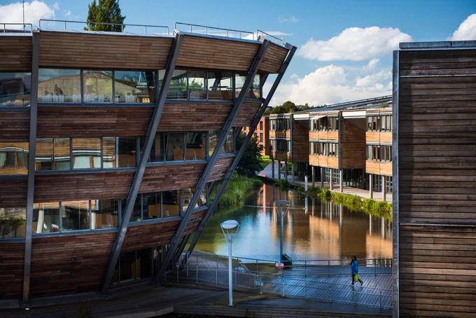 Image of the Djanogly Learning Resource Centre on Jubilee Campus at the University of Nottingham.
