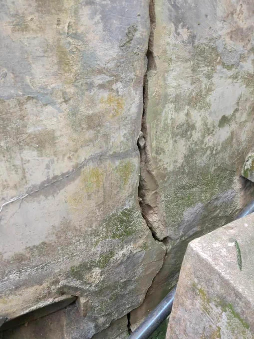 🏢 Defects on retaining wall. 

#ipmprofessionalservices #structuralinspection #structuralengineering #defectstudy #engineeringinput #engineeringconsultant #retainingwall #engineeringfirm