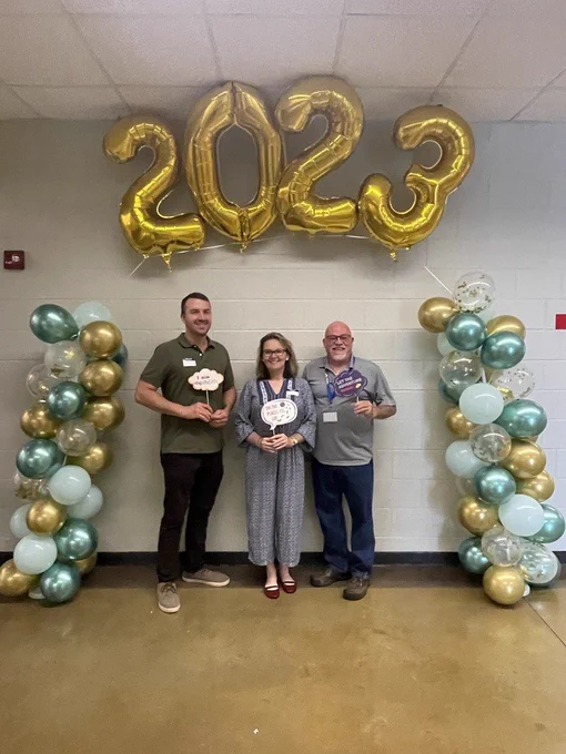 teachers under gold 2023