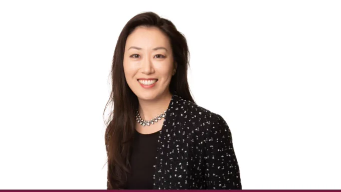 Portrait of Ruth Chen.