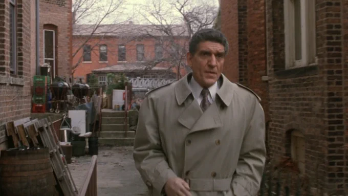 Andreas Katsulas in The Fugitive (1993)