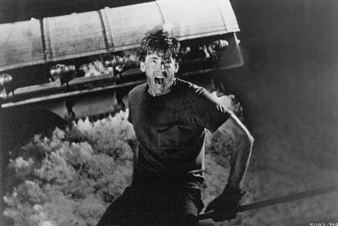 Graveyard Shift (1990)