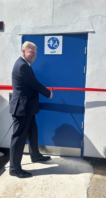 Cllr Bridge opening the new CPT facility