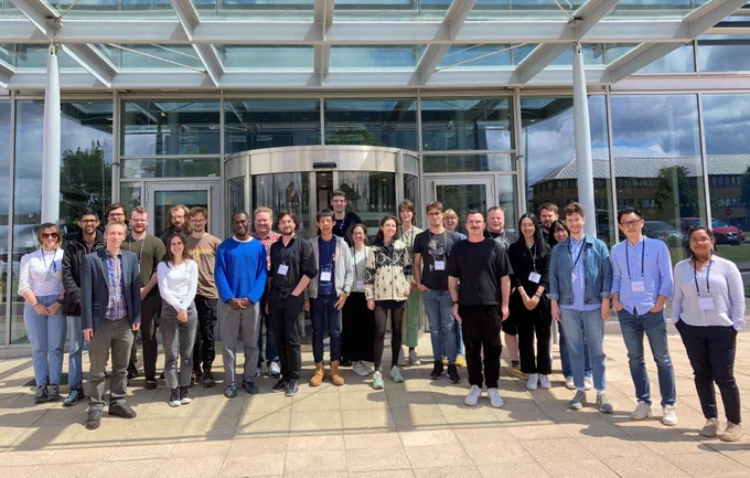 A group photo of the attendees of the 2023 Diamond XPDF Analysis Workshop