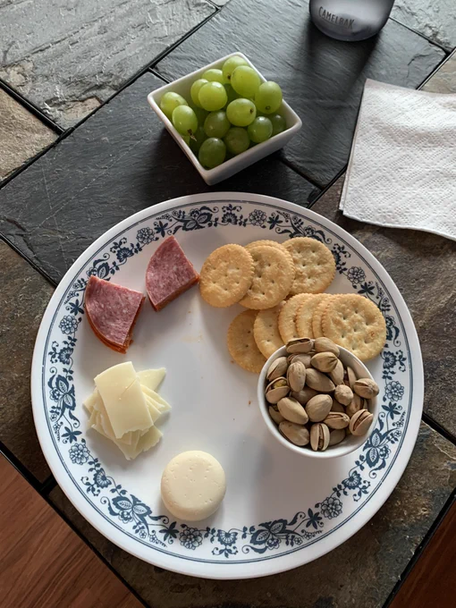 girl dinner