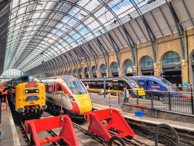 Deltic D9009 stood alongside an LNER Azuma having just arrived at King's Cross.