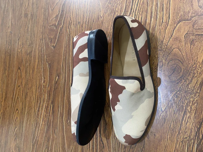 Desert Camo 
Uk Size 10
60,000