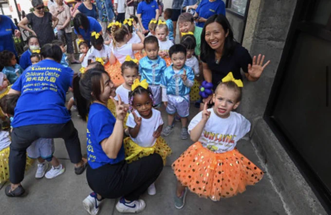 Mayor Wu with kids