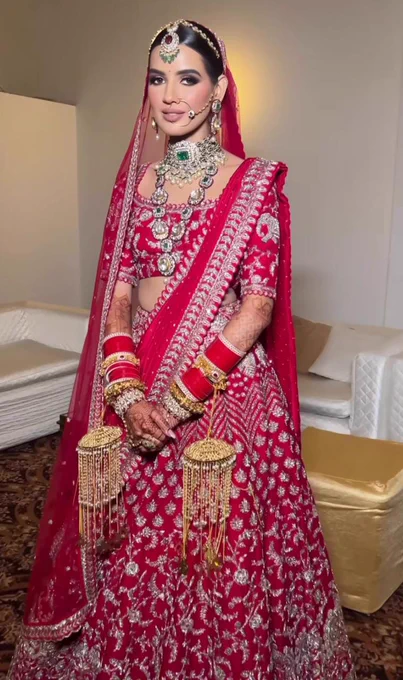 When love is the foundation, every brushstroke tells a beautiful story 💄 

MUA : @makeupbypriyanka2019   

Looking for reputed makeup artists for your big day? Sign up here for free makeup consultation and trials - https://makeup.olready.in/consult-makeup-pro
Call 8699889901 to register as a makeup artist

#reeltoreel #reelsitfeelsit #reelvideo #reelit #reelinstagram #reelsinstagram #weddingseason #weddings #shaadilook #olready #olreadydotin #yoursmartbeautyclub
