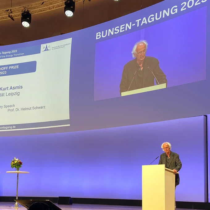 Helmut Schwarz at the annual Bunsen conference in Berlin, June 2023 · photo courtesy Eva E. Wille