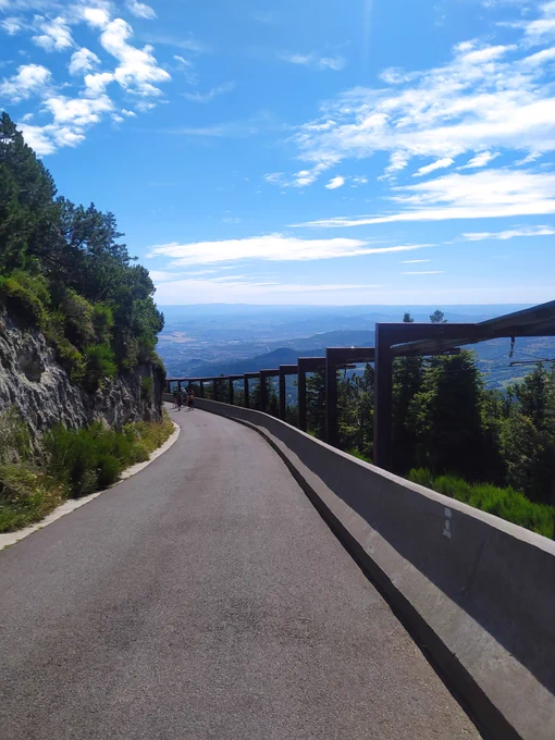 Le début du chemin des chèvres pour redescendre du Puy-de-Dôme