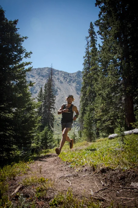 trail runner on the half moon trail