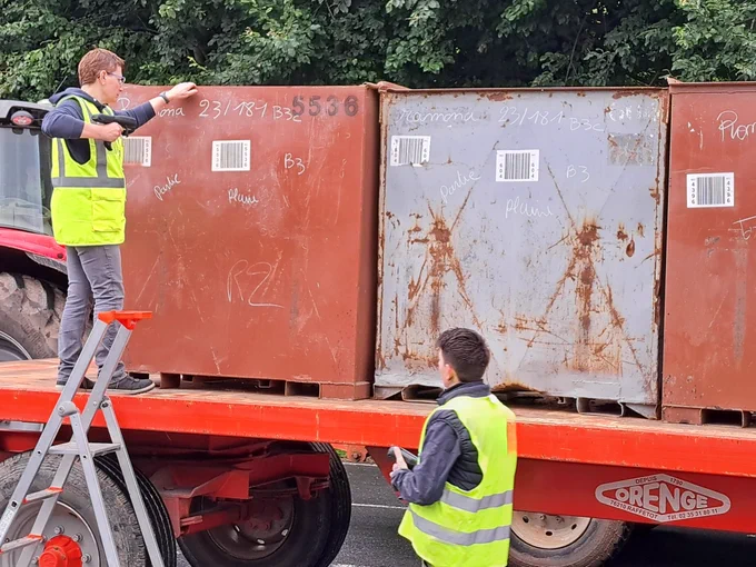 Scan des containers (pour identifier les semences livrées: adhérent, variété, parcelle)