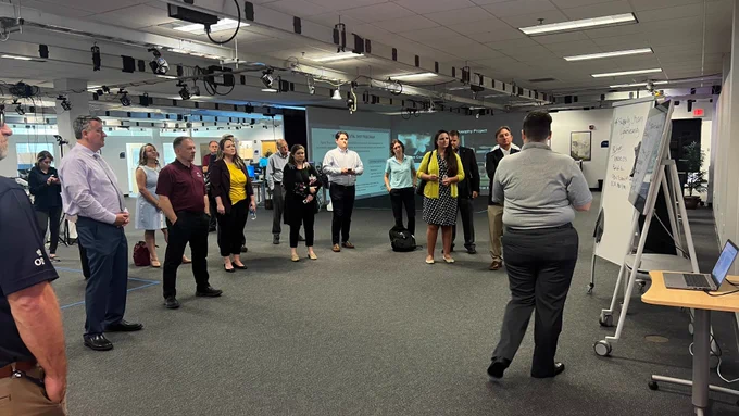 Digital Ship gives the AMCC team and industry partners a tour of the VMASC SEALab and demonstrates several DS initiatives