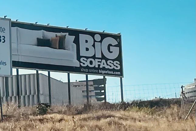 Tiendas de sofás llamada Big Sofass.