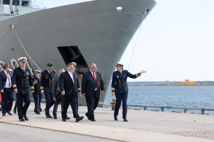 SECNAV Carlos Del Toro, second from right, tours Karlskrona naval base during a visit to Sweden. 📸 U.S. Navy photo