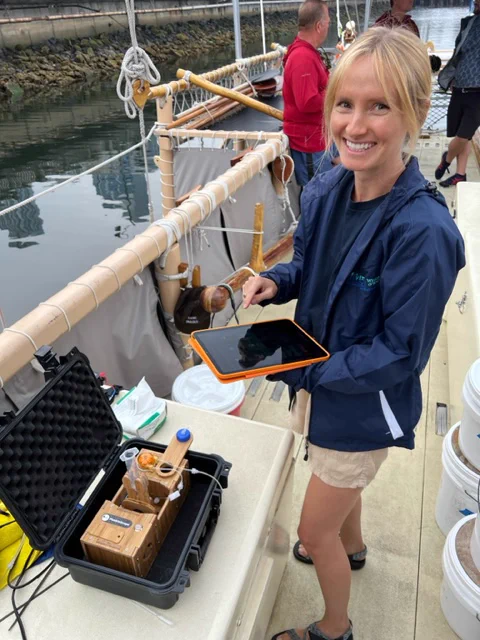 PhD student Savannah Mapes with a Planktoscope on board the Hōkūle‘a in Seattle, WA