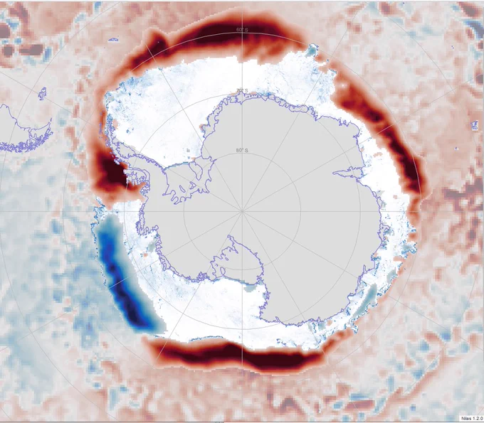 SST anomaly in faded red/blue.
SIC anomaly in bold red/blue.
SIC in white/blue.