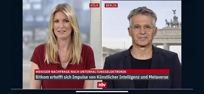 Die Journalistin Daniela Will im Gespräch mit Bitkom-Hauptgeschäftsführer Dr. Bernhard Rohleder in der NTV-Sendung Telebörse am 22.08.23
