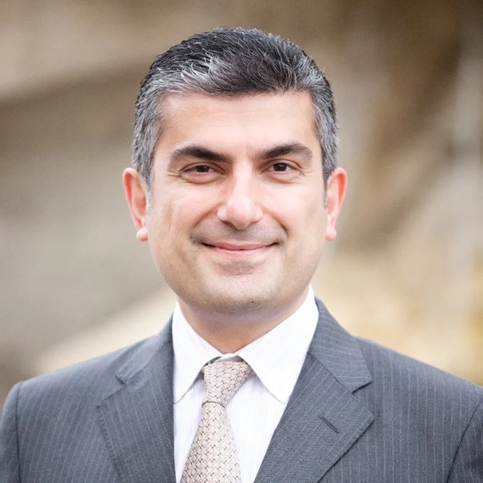 Picture of Dr Kayvan Khadjooi