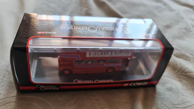Doncaster Corporation Transport 183 Daimler CVG6 Roe Motorbus 