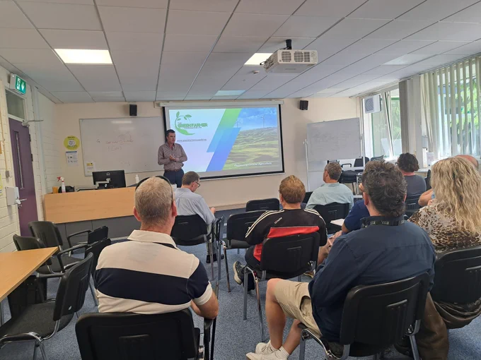 Mr. Stephen O’Sullivan from the Green Famer Cooperative, Co. Tipperary discussing the potential of growing Duckweeds for farmers to thrive in the new Circular Bio-Economy. https://greenfarmercoopltd.eu/
