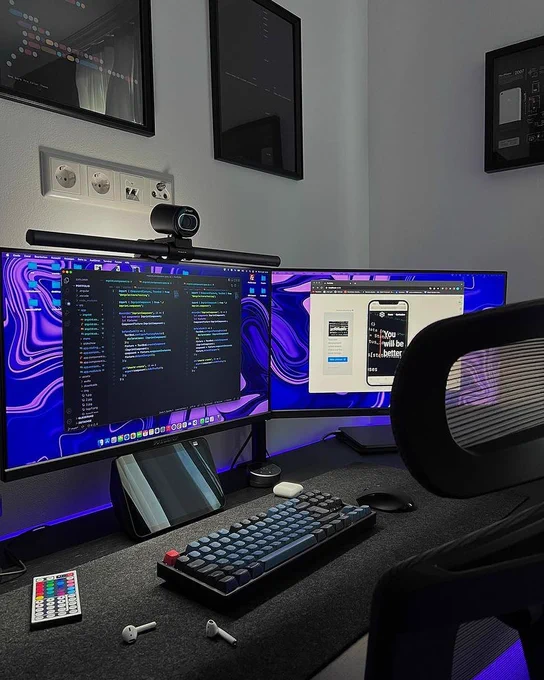 "It is very well built and sturdy (not wobbly or creaky like other boards), the materials used feel premium, the key press and response are fast and fluid, and it is cheaper than every other gaming keyboard in my closet." - #KeychronK8Pro customer

📸peoplewhocode

