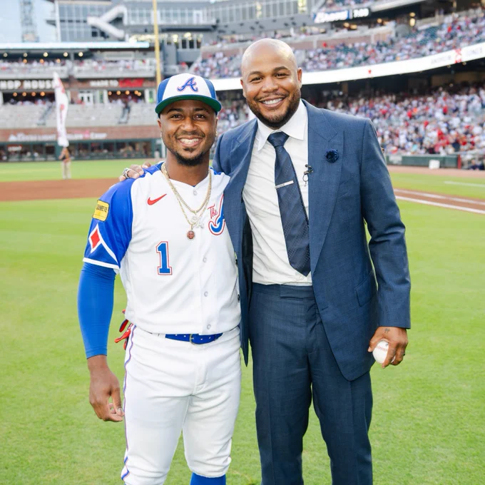 Andruw Jones and Ozzie Albies pose for a picture together after Andruw's ceremonial first pitch before tonight's game.