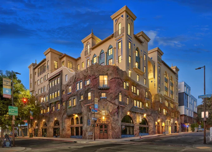 Enclave Apartments on Telegraph Avenue, Berkeley