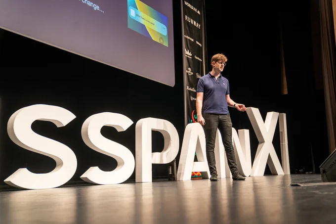 Thomas Durand on stage