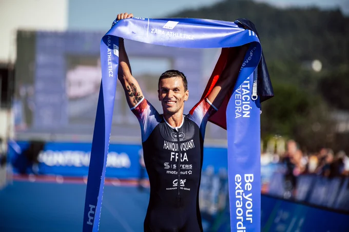 Photo d'Alexis Hanquinquant à l'arrivée