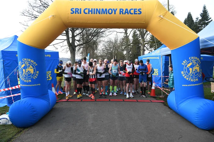 Start of the 2022 Sri Chinmoy 100km race at Perth.