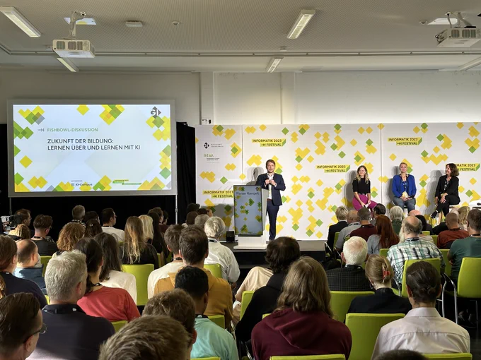 Fishbowl-Diskussion auf dem INFORMATIK FESTIVAL 2023