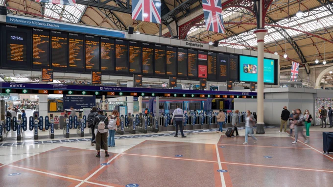 Images of how London Victoria gateline will look after improvements made.