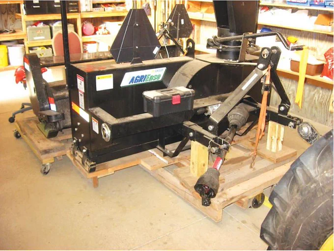 3-Pt. Rolling Equipment Pallets

