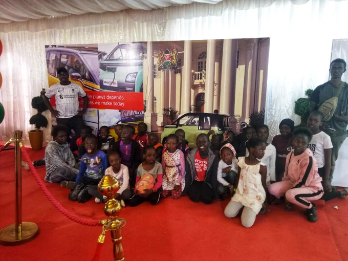 A group kids visiting the agricultural society of Kenya fair