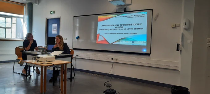 Marie Laure HARMAND doctorante Ampiric sur « l’apprentissage de la citoyenneté sociale au lycée » 