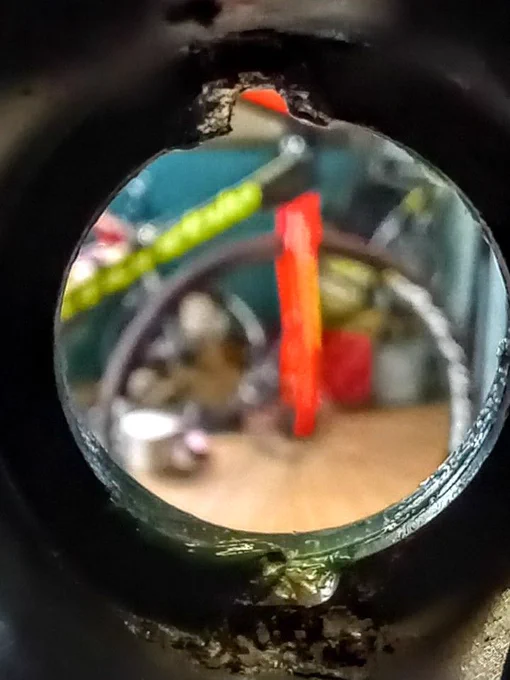 notches in the bearing housing to aid extraction
