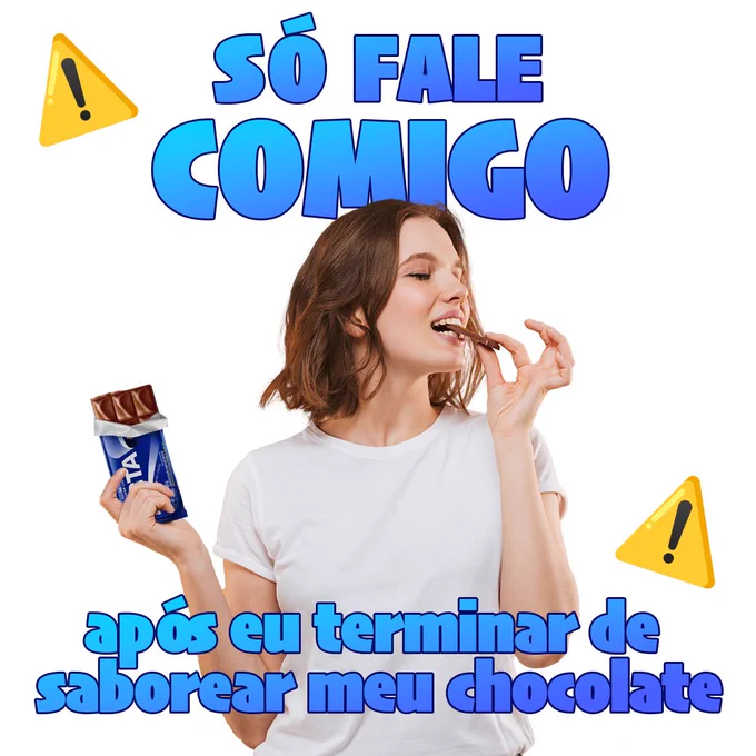 Mulher branca de cabelo castanho curto e camiseta branca está  segurando um tablete de Lacta Ao Leite em uma mão e na outra está levando um quadradinho do chocolate para a boca. Acima, temos o texto "só fale comigo" e logo abaixo a continuação "após eu terminar de saborear meu chocolate".