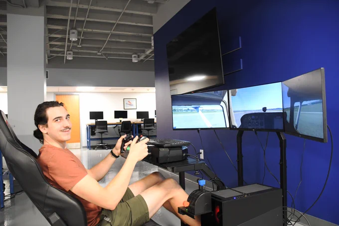 Aerospace Engineering student Robert Hudson.