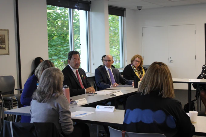 Mayor Harrell speaks to Jewish community members at a roundtable discussion.