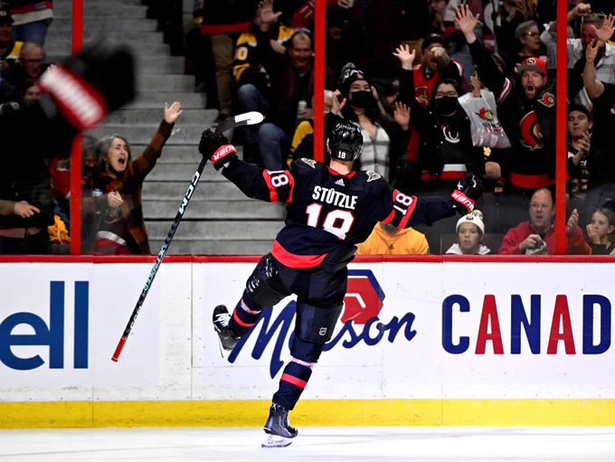 🇩🇪 Tim Stützle, Ottawa Senators forward (NHL)