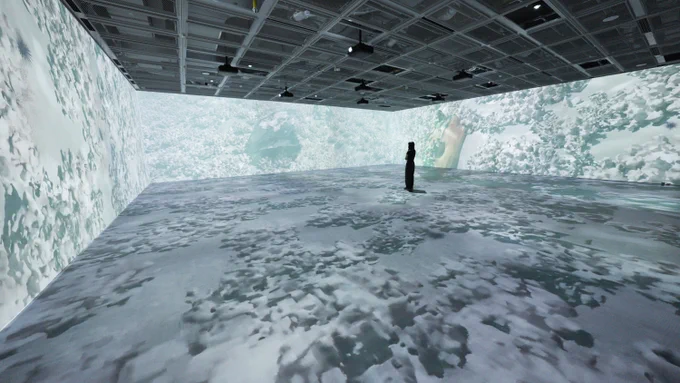 The artwork, which consist into an immersive space with walls and floor covered by projections, sea foam in this case